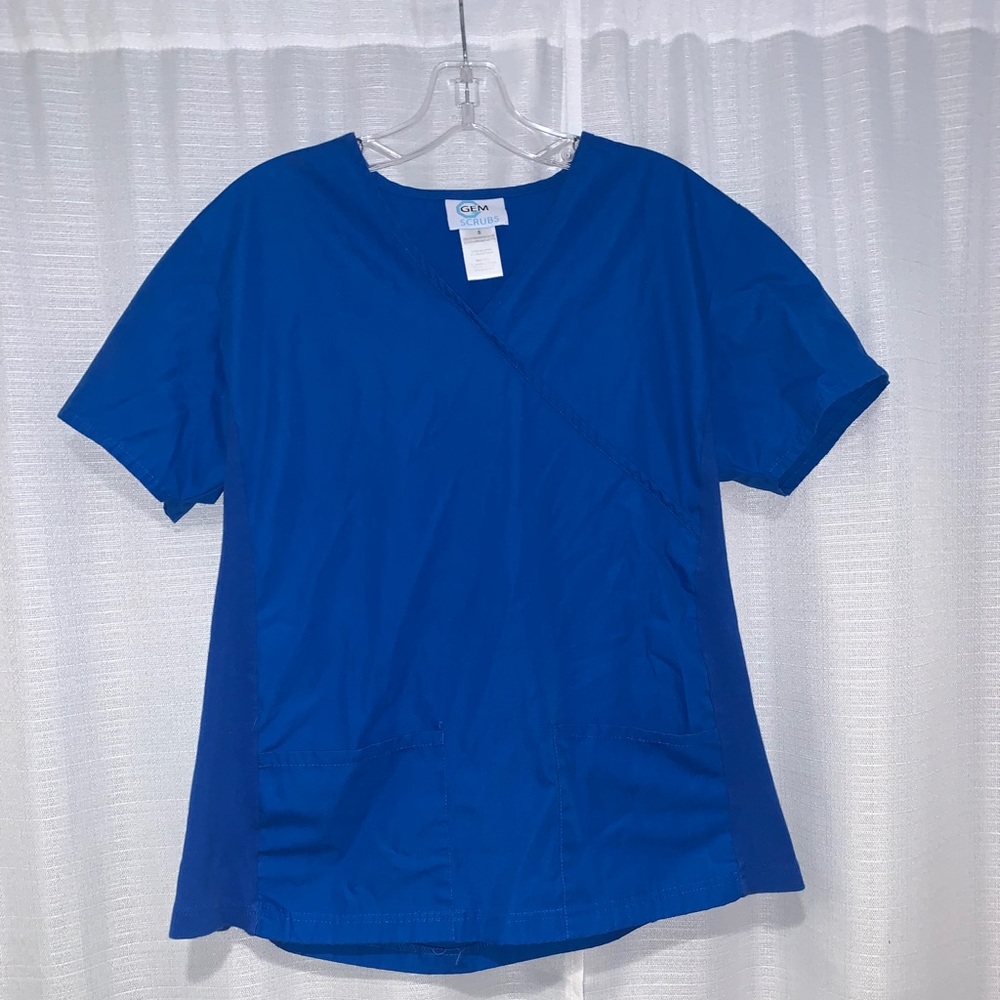 Scrub Top
